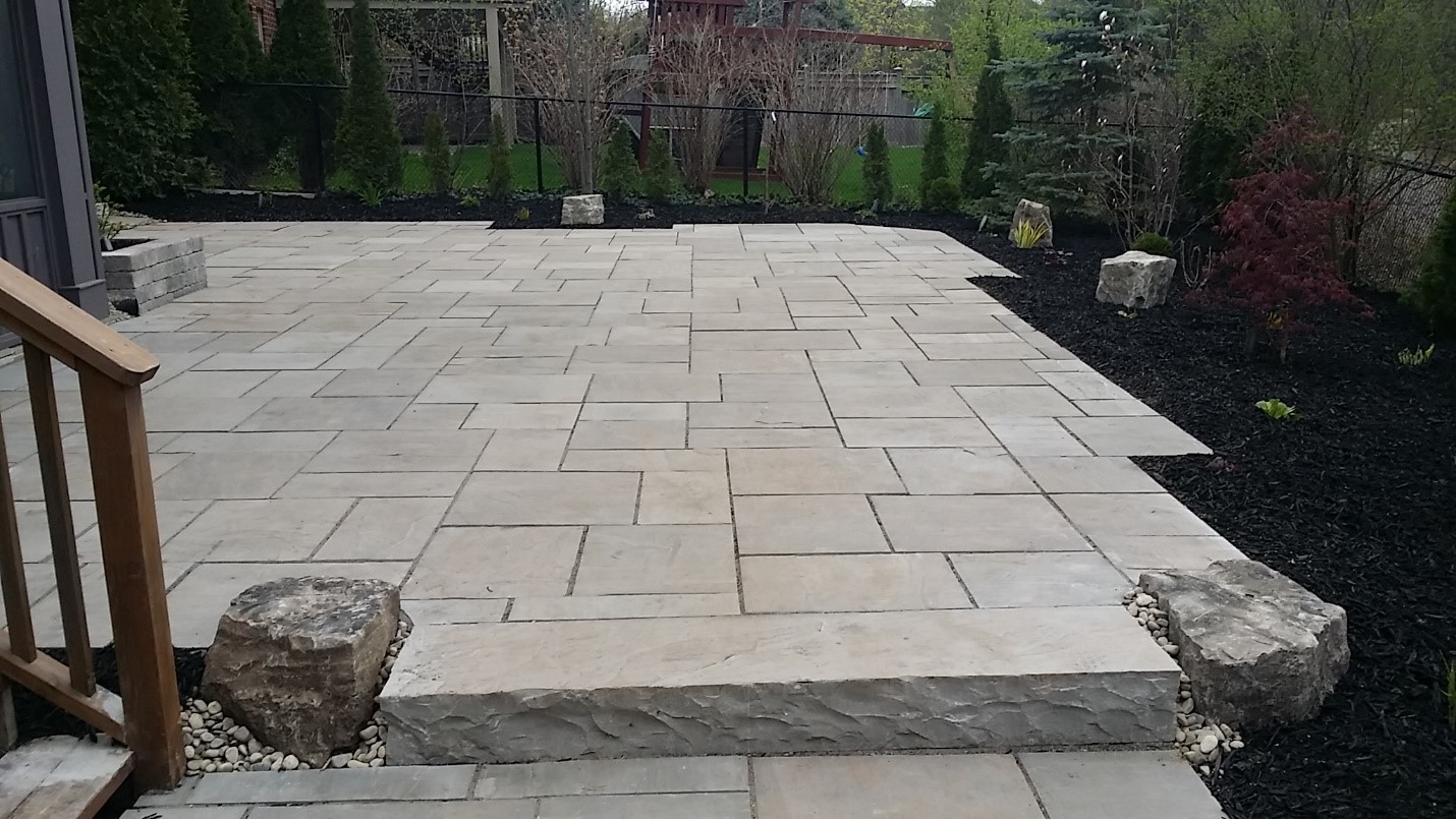 Square cut flagstone patio on Pinery Road Oakville